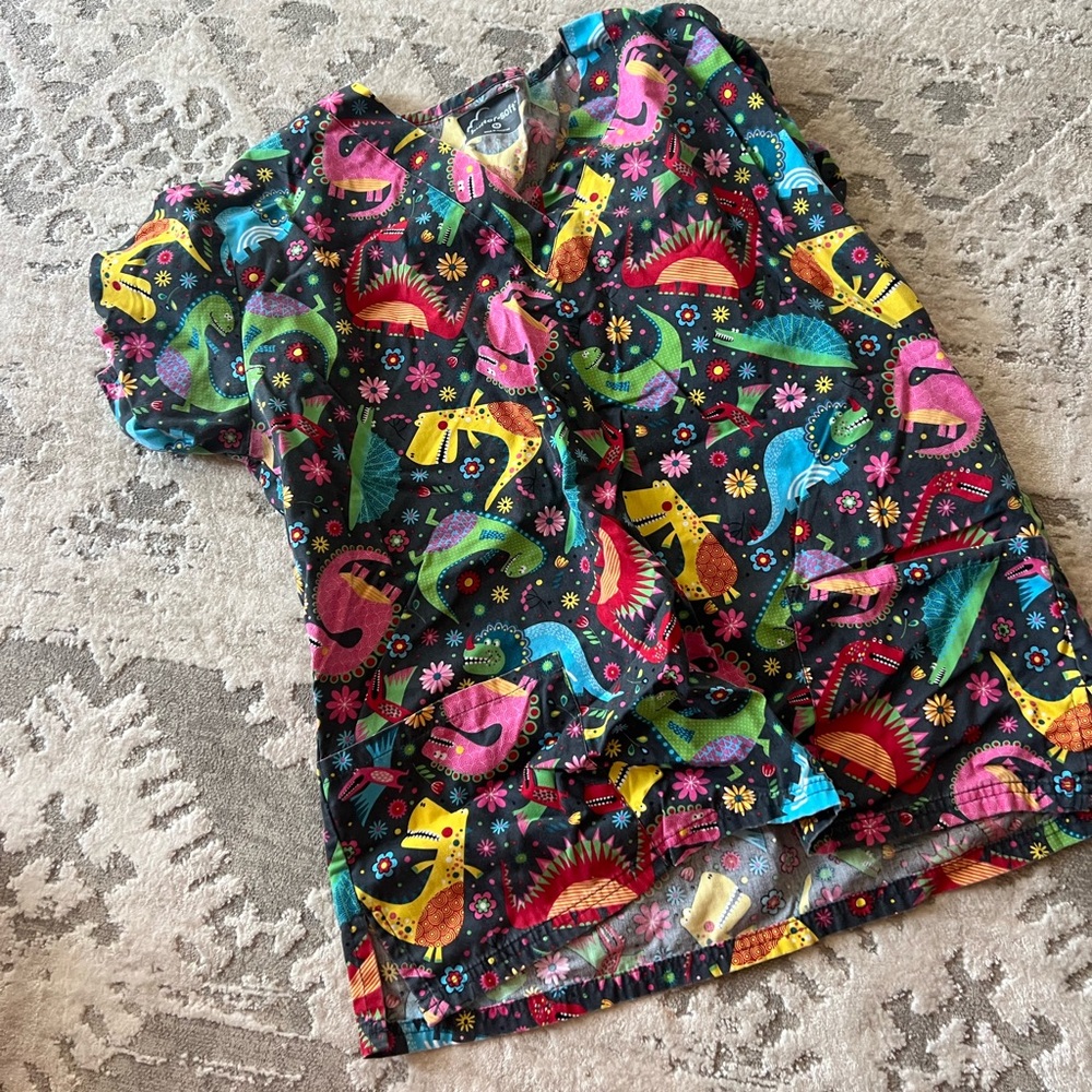 Buttersoft scrub tops medium
